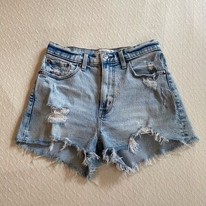 Abercrombie High Rise Curve Love Mom Shorts